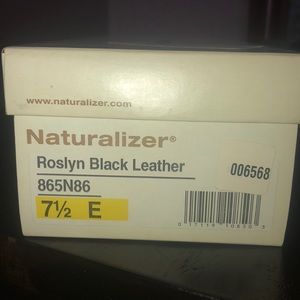 Naturalizer dress shoes